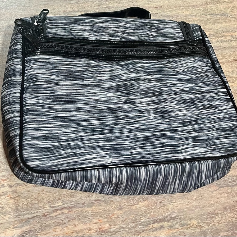 Pink Vs Case - image 2